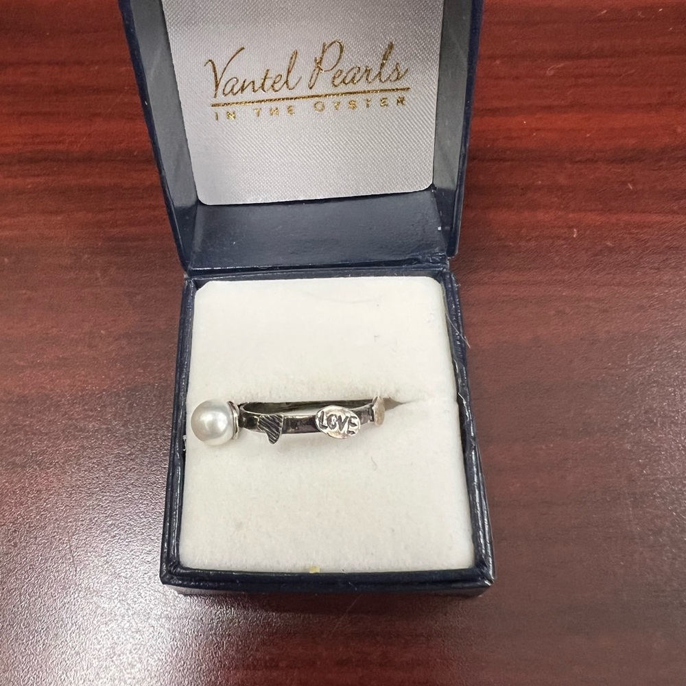 Vantel Pearls White Pearl Silver Ring - Picture 3 of 3